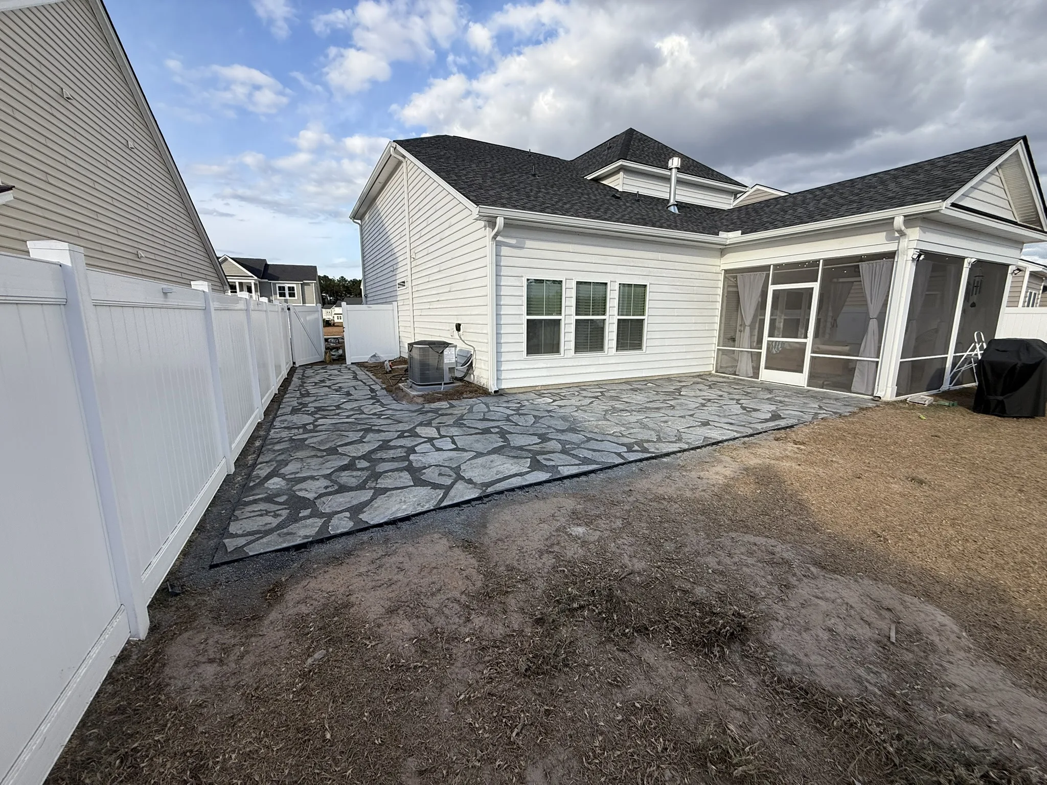 Jaclyn Residence -- Side Yard Flagstone Walkway and Patio photo